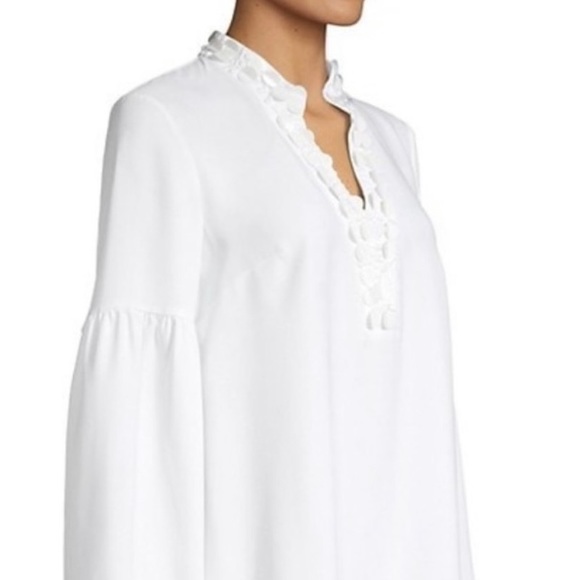 Lilly Pulitzer Shea tunic top in resort white. Absolutely stunning. Size Small - Picture 7 of 15